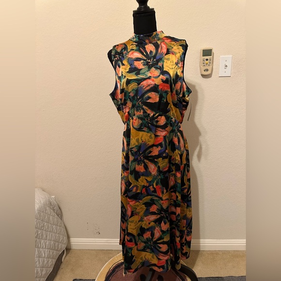 VintageTahari Multicolor Floral Maxi Tropical Print Dress. Size 14. NWT - Picture 13 of 13